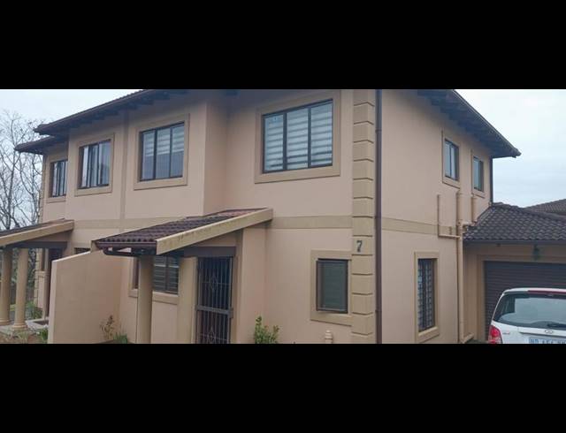 3 BEDROOM TOWNHOUSE FOR SALE IN THE WOLDS